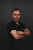 Lütfi Keçici — Founder & Medical Director, Robotic DHI inventor